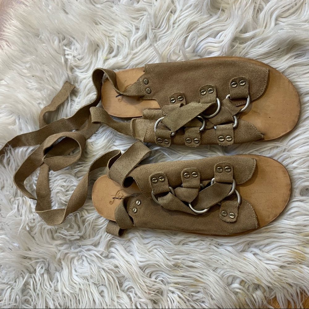 Women’s free people wrap around sandals